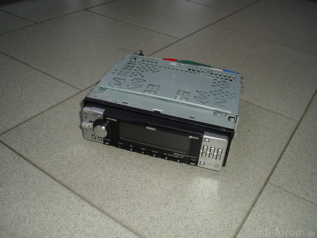Clarion DXZ558RMP (3)